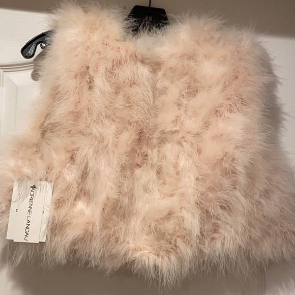 Real Fur Crop Vest - Picture 3 of 4